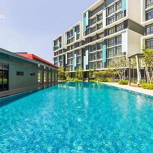 Alanis & Core Soho Klia-klia2 By Dreamscape , Sepang Malesia