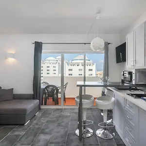 https://rocha-home-2.hotelaalgarve.com