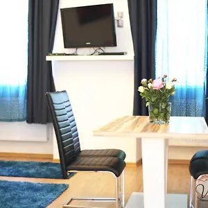Checkvienna – Enenkelstrasse Apartment