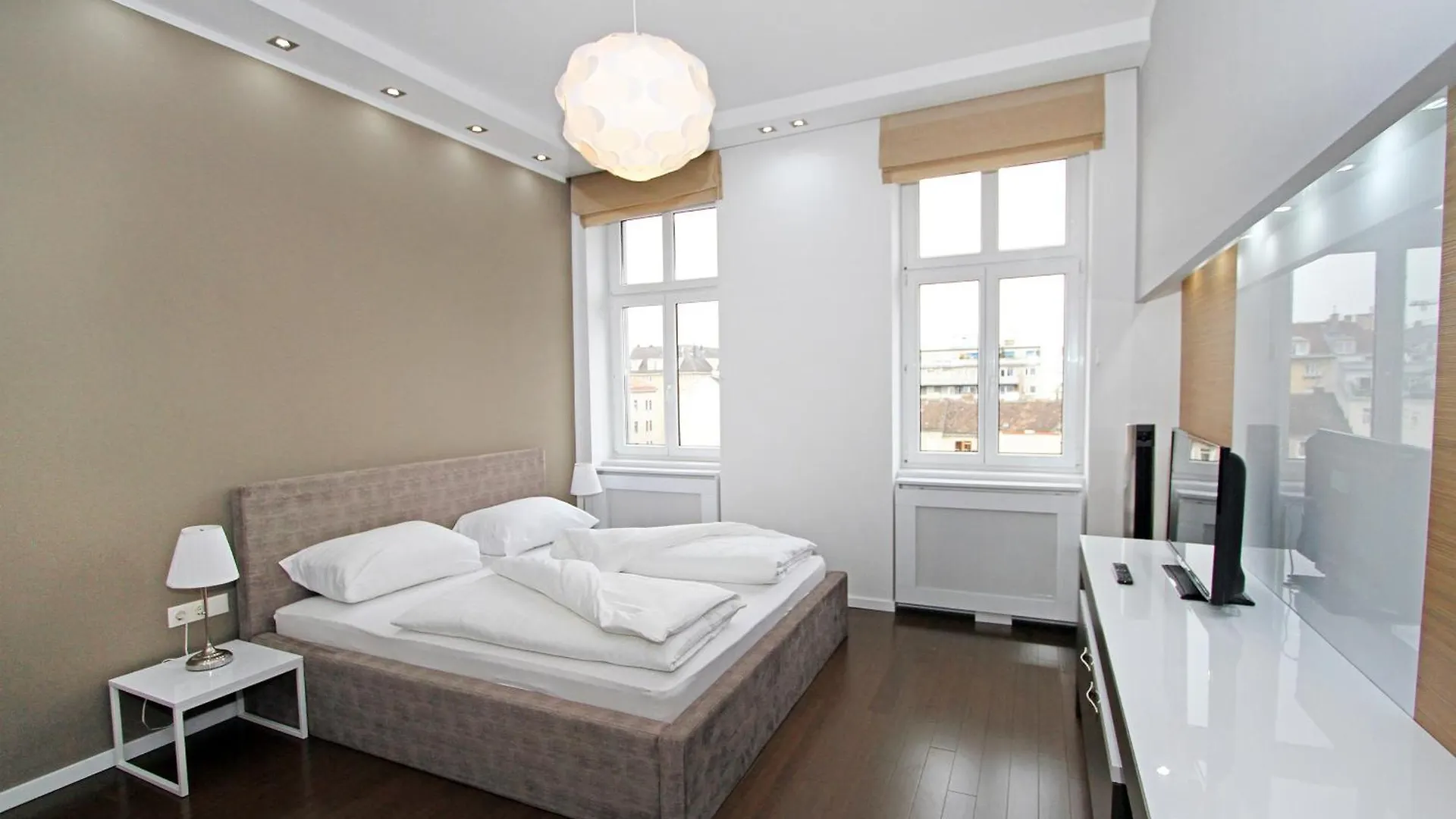 Christiano Apartments Hauptbahnhof | Contactless Check-In Bécs