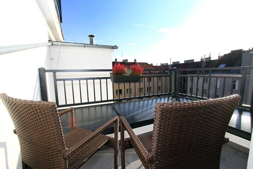 Christiano Apartments Hauptbahnhof | Contactless Check-In Vienna Austria